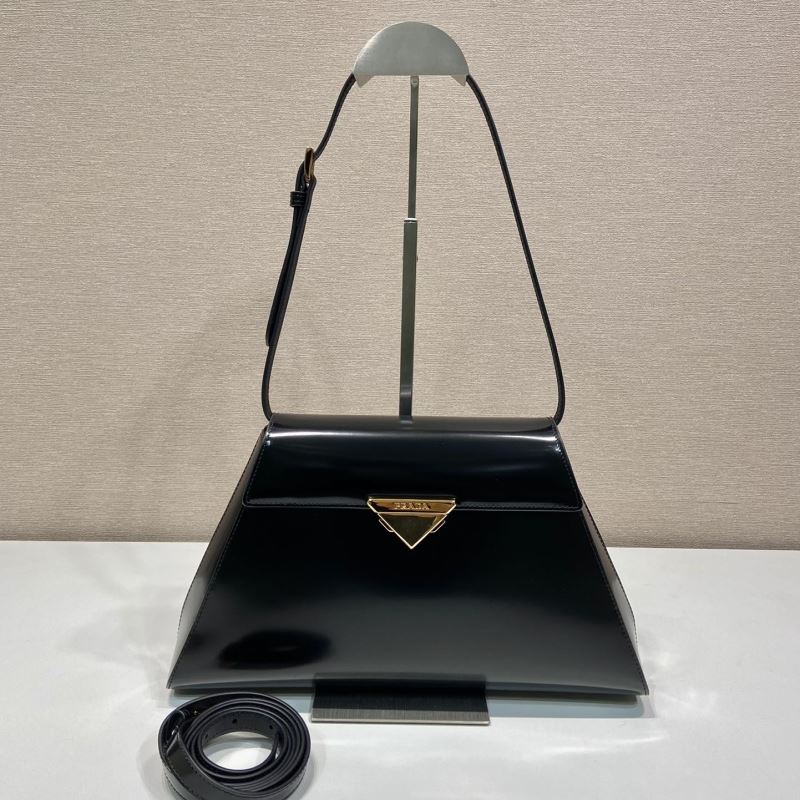 Pra*a hobo bags